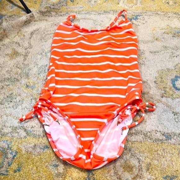 ⭐️Juicy Couture, (FIRM PRICE)Awesome Orange & White,Bathing Suit,EUC, Size Small - Picture 1 of 16